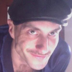 Meet your Posher, Christopher